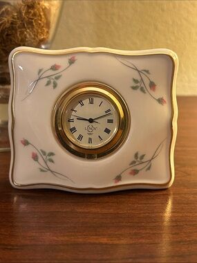 Lenox ‘Rose Manor’ Porcelain Rose Motif Clock with Gold Trim